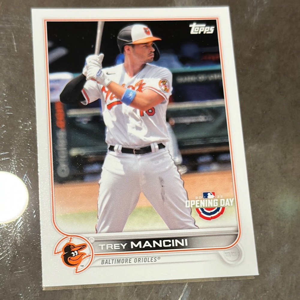 Topps Baltimore Orioles Baseball Card - White and Orange
